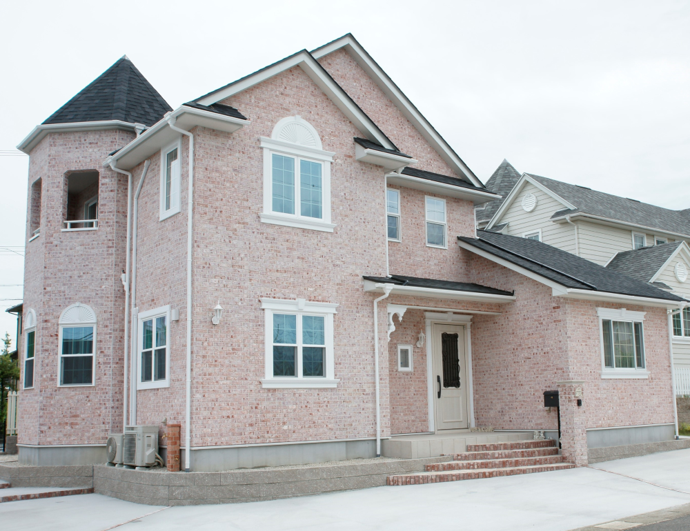 可愛さをつめ込んだレンガの家（4LDK＋吹抜け＋ロフト・45坪）